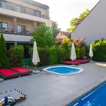 Nora Prestige فندق تيميشورا