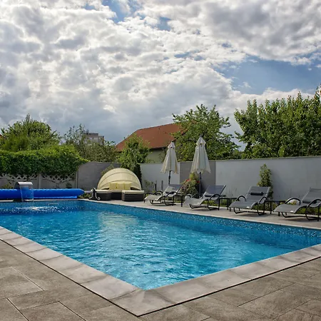 Nora Prestige Hotel 4*