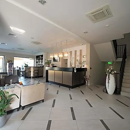 فندق Nora Prestige 4*
