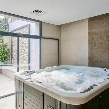 Nora Prestige Hotel 4*