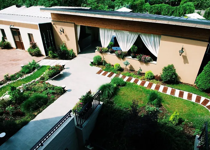 Nora Prestige Hotell