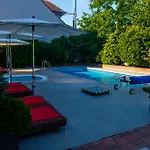 Nora Prestige Ξενοδοχείο