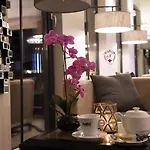 Nora Prestige Ξενοδοχείο 4*