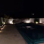 Nora Prestige Ξενοδοχείο