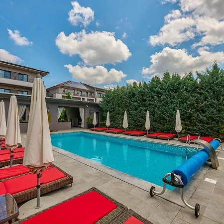 Nora Prestige 酒店