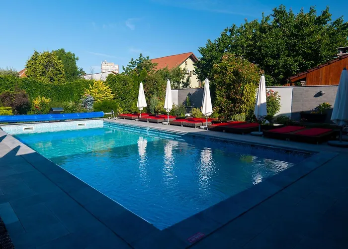 Nora Prestige Szálloda 4*